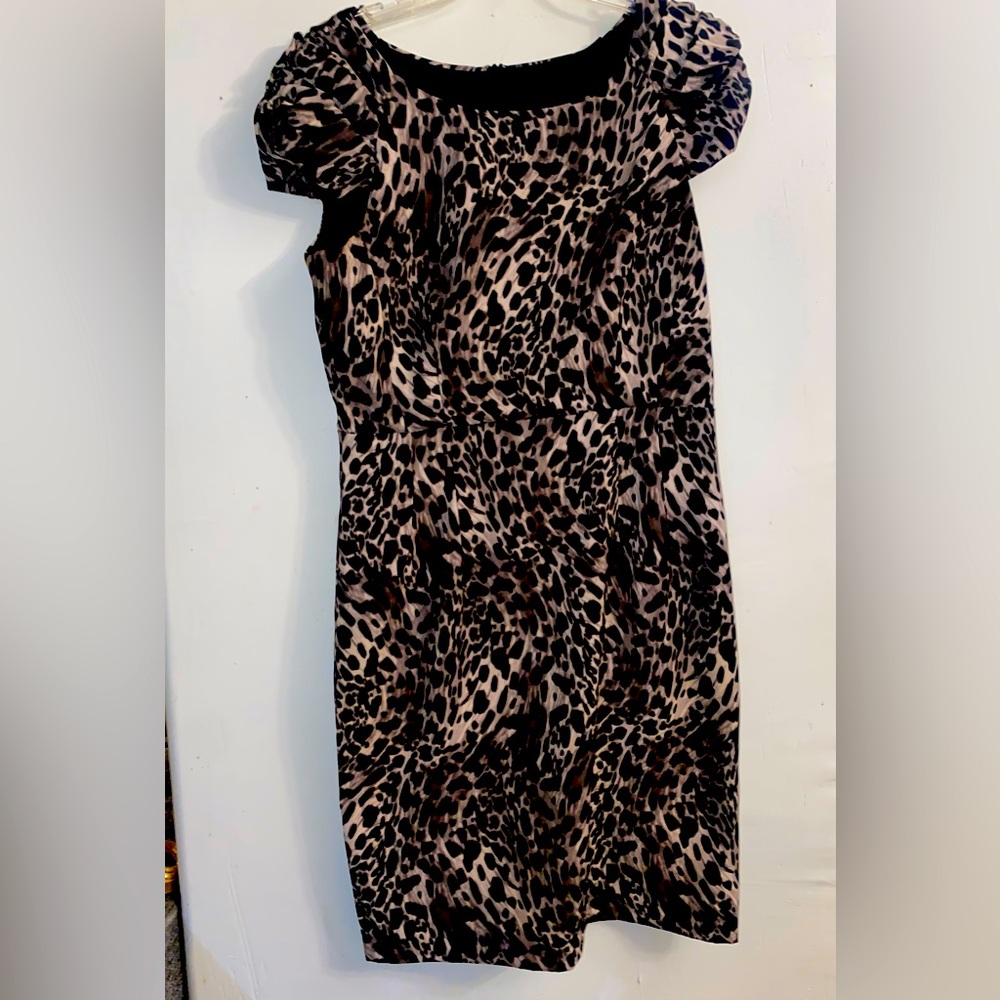 Bisou Bisou Leopard Dress 
Sz 10